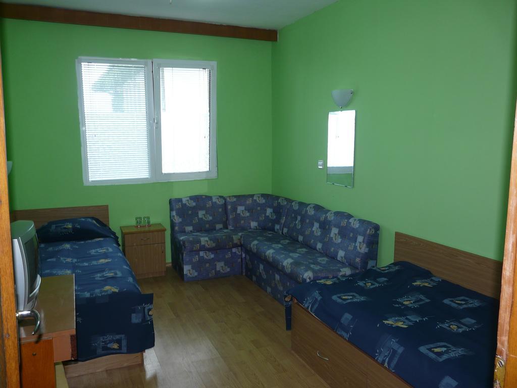 Family Hotel Balčik Pokoj fotografie