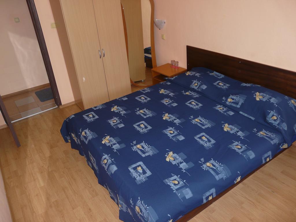 Family Hotel Balčik Pokoj fotografie